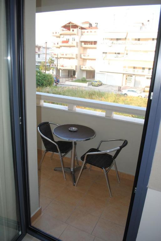 Niriides Studios And Apartments Paralia Katerinis Room photo