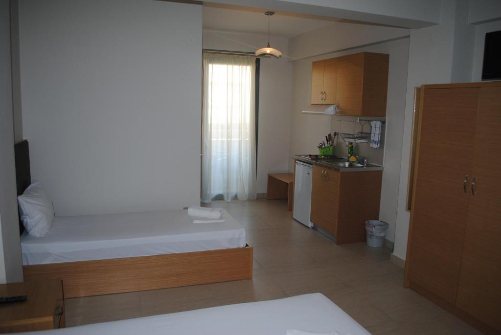 Niriides Studios And Apartments Paralia Katerinis Exterior photo